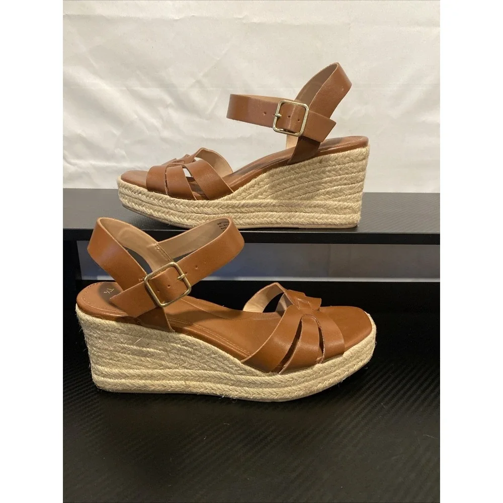 Time and Tru Espadrille Woman's Brown Wedge Ankle Strap Sandals Size 7.5